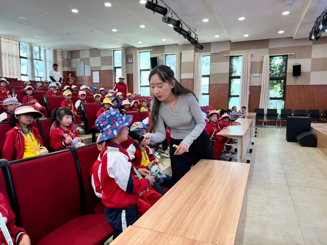 你好,小学!——创新幼儿园幼小衔接参观满江小学活动 第29张