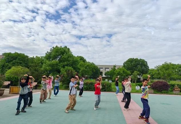 武术走进青港小学 第3张