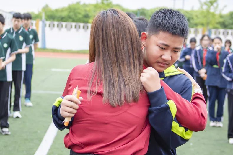 【中考加油】少年应有鸿鹄志,当骑骏马踏平川——2024届九年级中考祝福 第14张