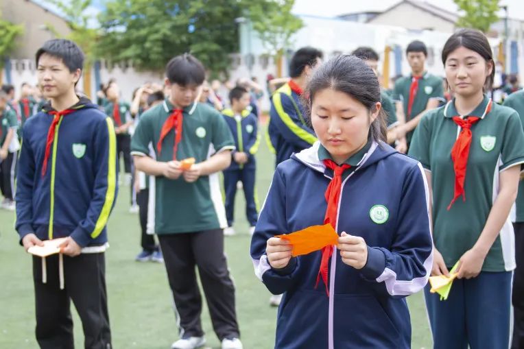 【中考加油】少年应有鸿鹄志,当骑骏马踏平川——2024届九年级中考祝福 第24张