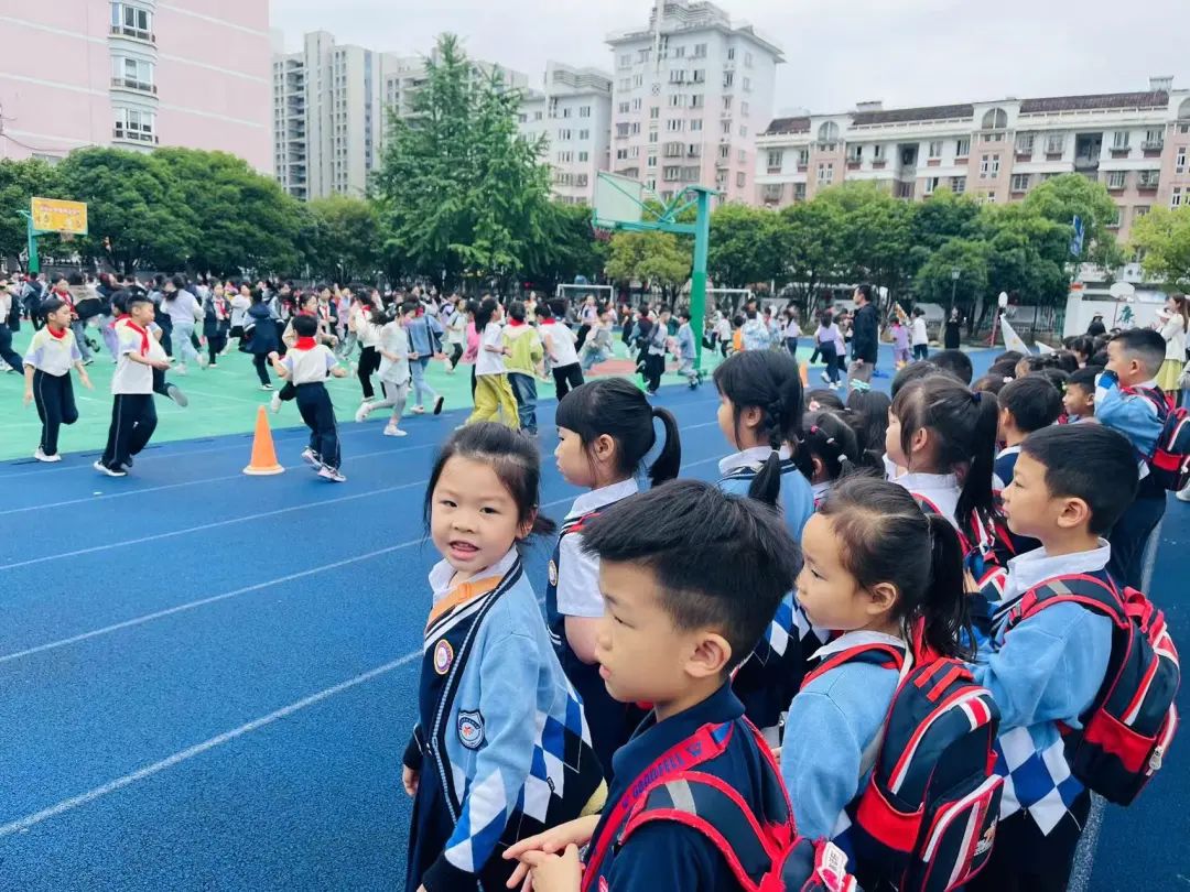 你好,小学——大桥花园幼儿园大班段参观小学活动 第39张