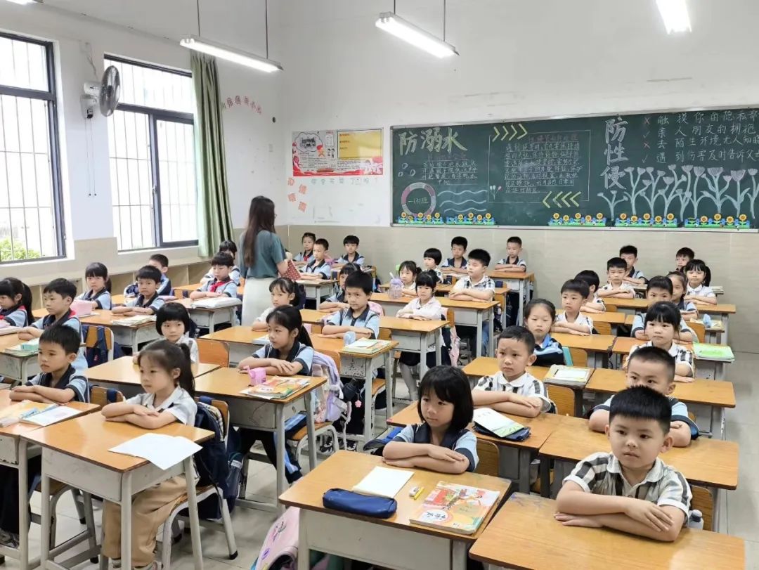 【幼小衔接】走近小学 体验成长——清新区太和镇中心幼儿园幼小衔接活动之参观小学 第32张