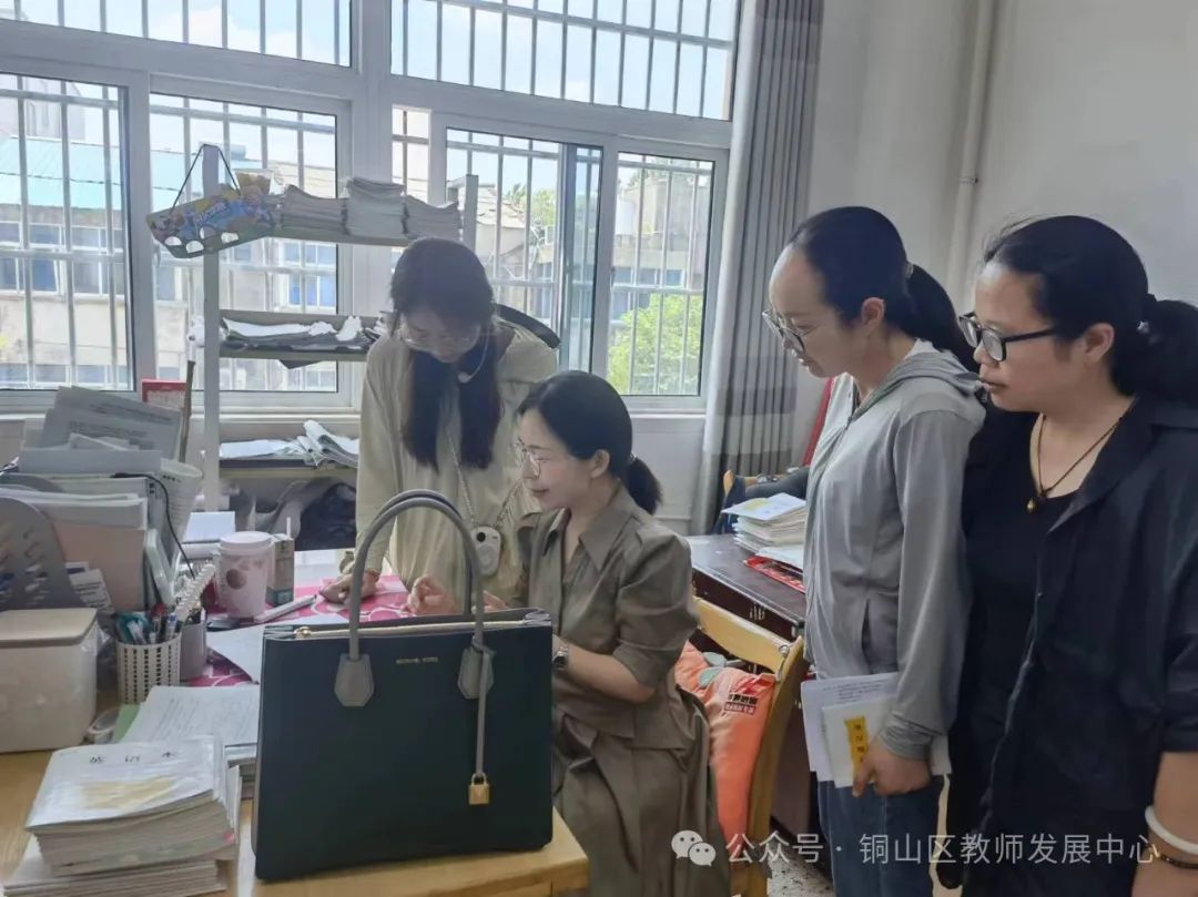 【学校活动】大许镇中心中学迎接区中考备考巡视指导教学工作 第3张