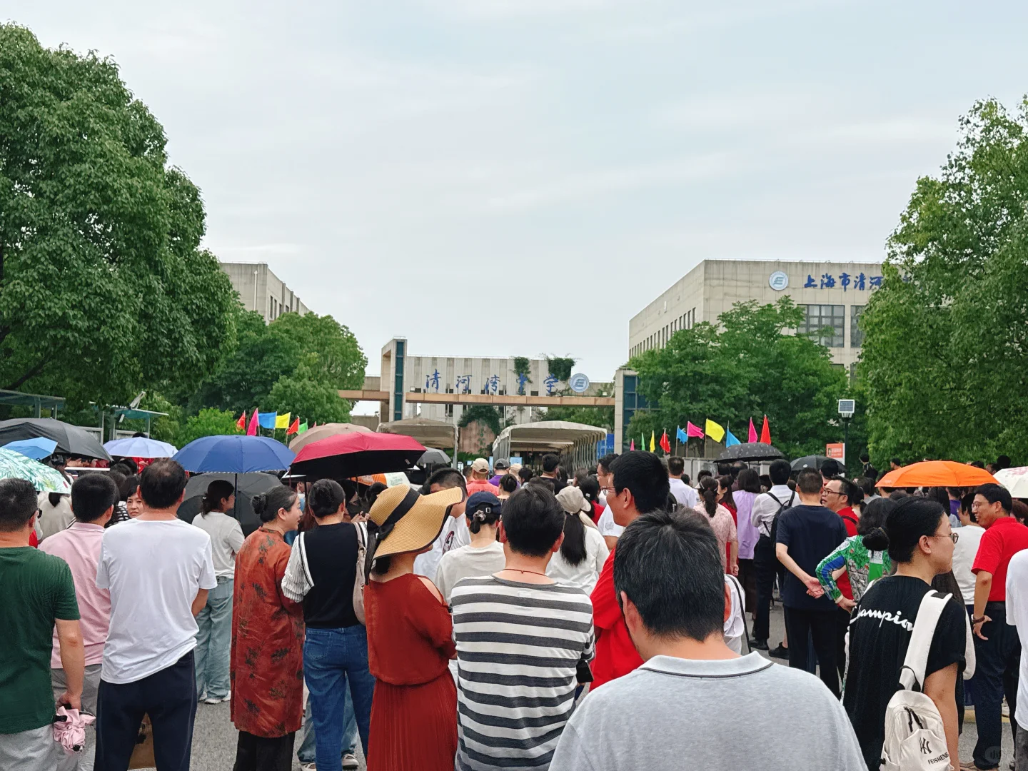 上海中考第一天 第15张