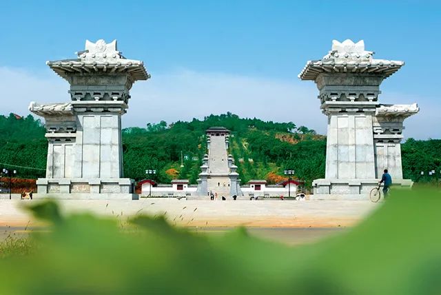 2月17日 国家5A级景区,芒砀山汉梁王陵、刘邦斩蛇处、僖山玻璃吊桥一日游!纯玩无购物!
