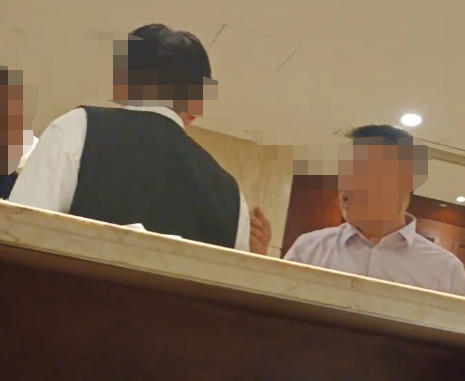 温州知名大酒店出事!现场发生激烈争吵...