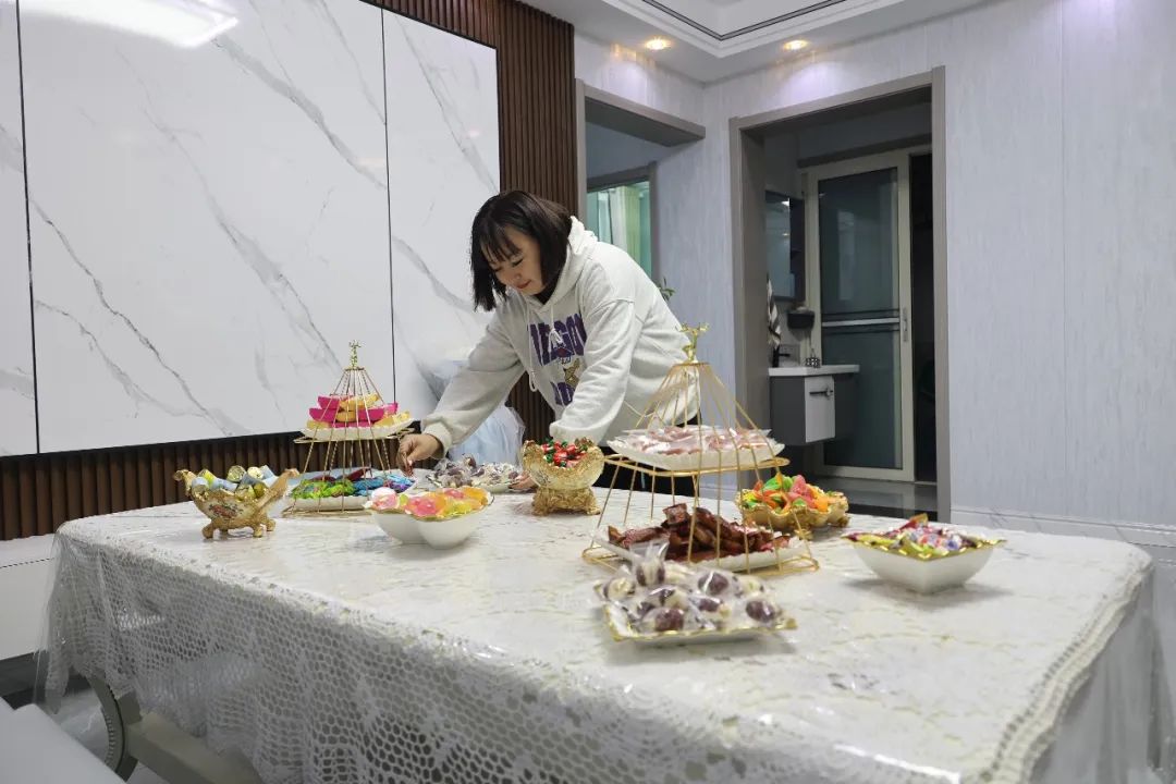 【巾帼故事】布尔津:民房变民宿 返乡女大学生创业增收有“门路”