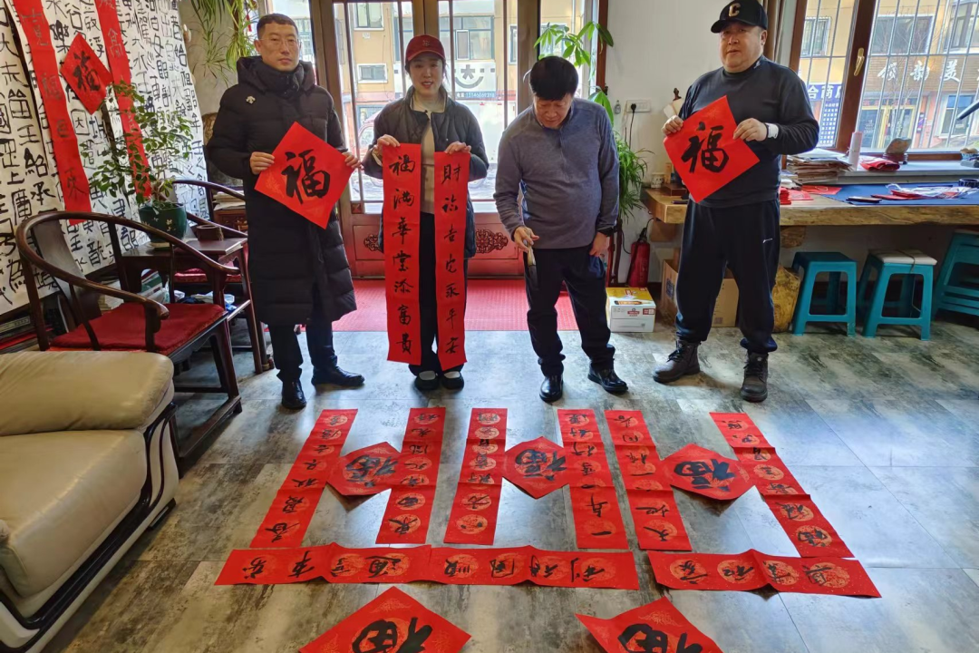 市文旅局开展 “欢欢喜喜过大年” 之“春到万家·福满龙江” 系列群众文化活动