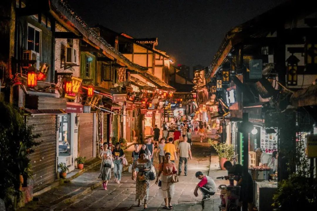 【周边游】2024年3月28日 | 网红重庆+全景武隆3日游