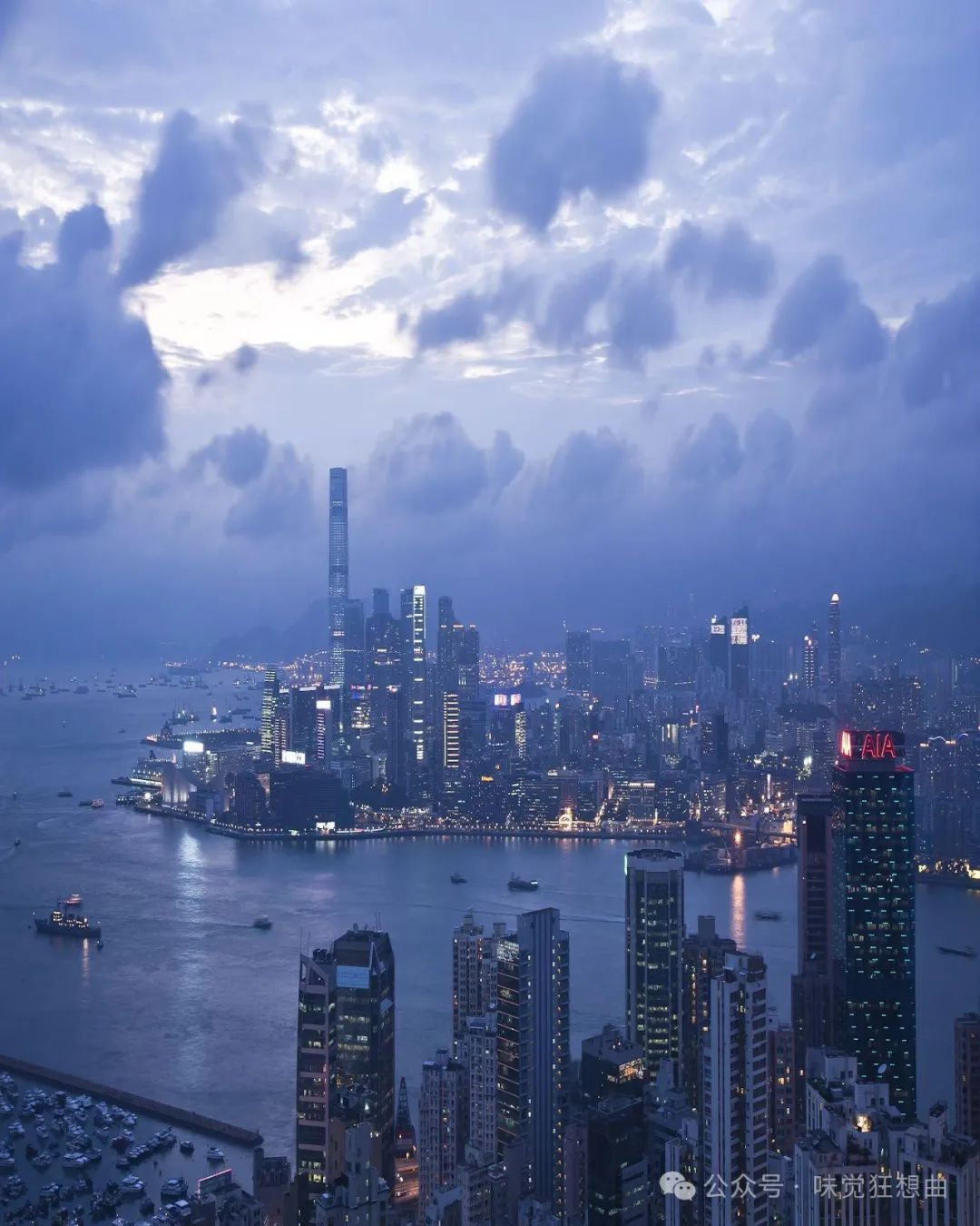 美国美女到中国游玩,归国后吐槽,不要轻易相信中国人说得不远