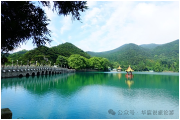【环游江西】诗画庐山、篁岭高山梯云花海、望仙谷、水墨三清山、瓷都景德镇 丹霞名山龙虎山 红色井冈山 纯玩七日游
