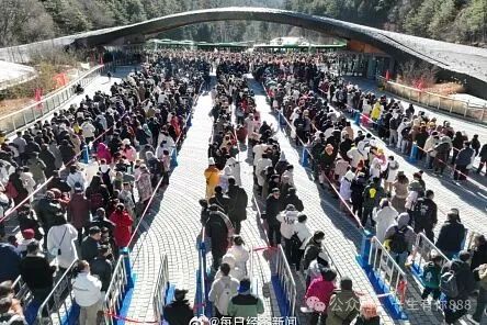 【重磅!】春节假期惊艳全球,17省份旅游收入破百亿,广东登顶收入榜首!