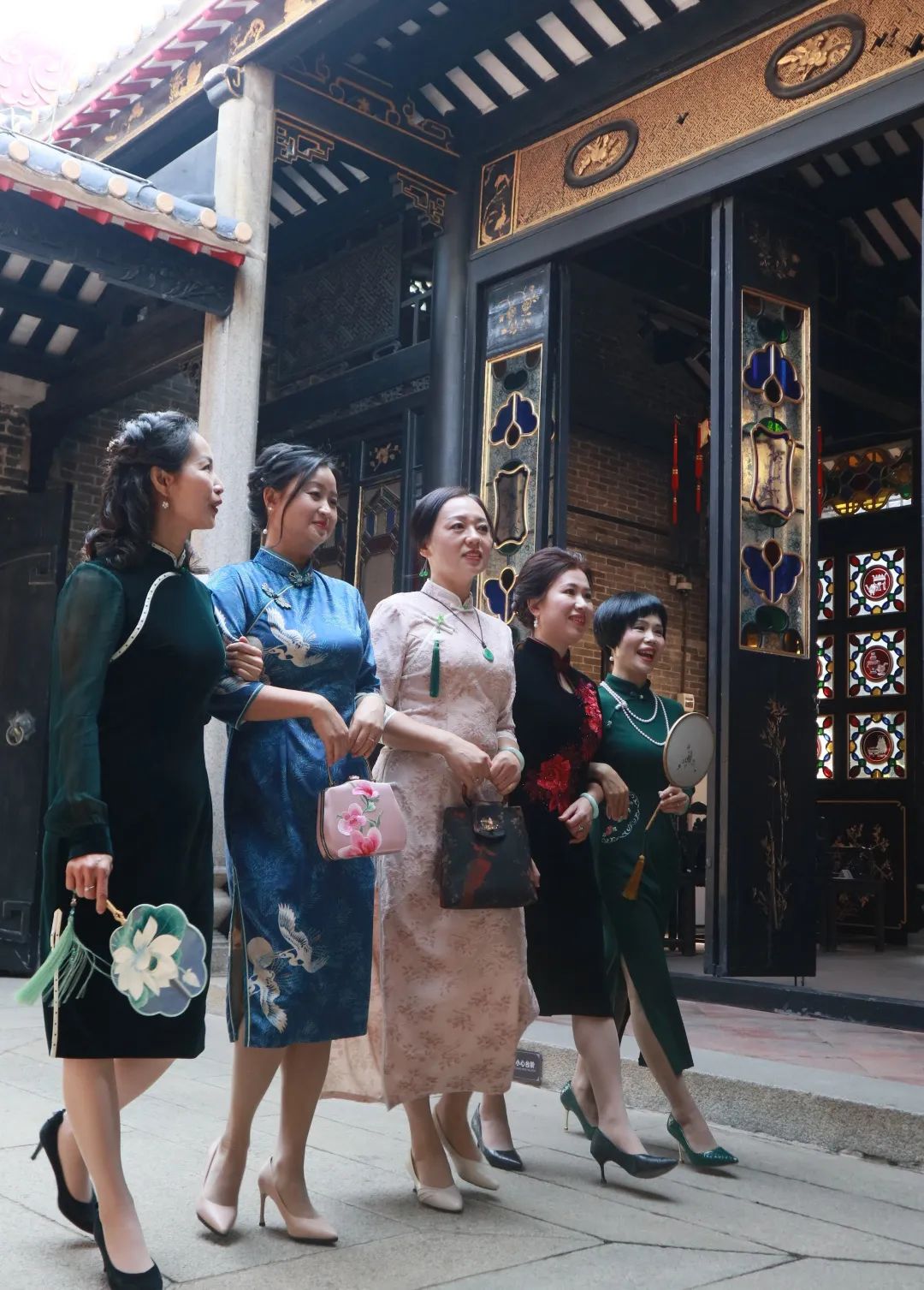 公交伴你行|女神节,禅城多个景区免费,游玩攻略→