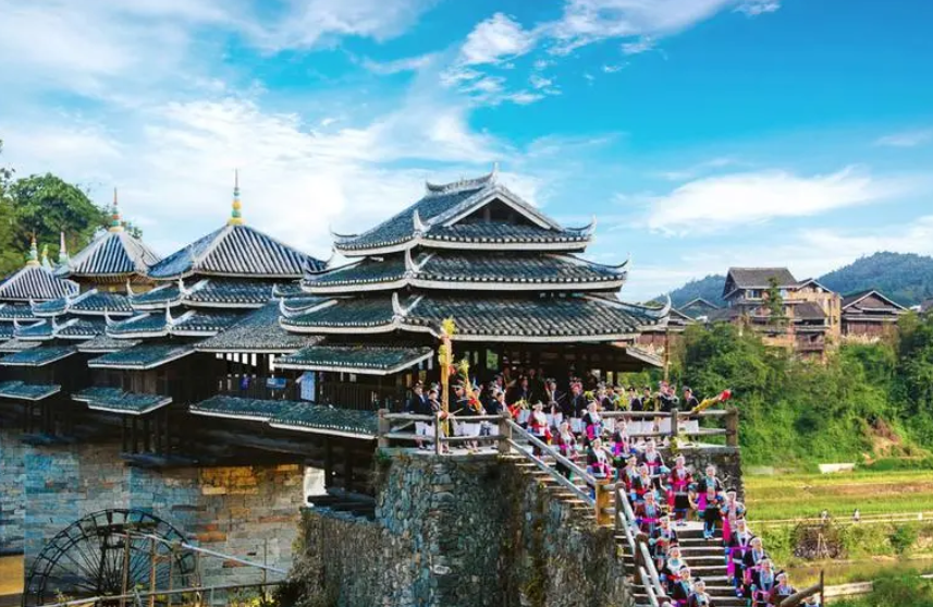 广西旅游新荣耀!5A级景区震撼登场,世界之最风雨桥吸睛无数!