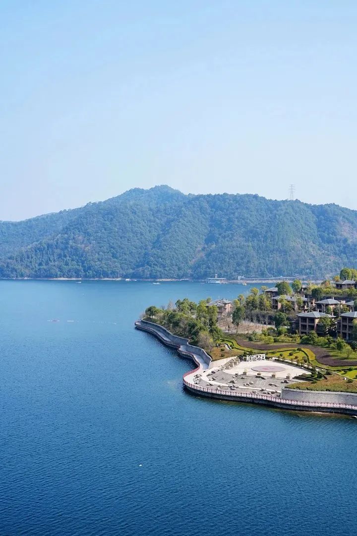 【千岛湖】¥399起住洲际旗下山水度假大作,享采摘/卡丁车,清明五一抢先入!