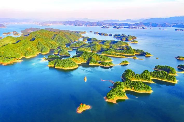 揭去违规旅游“隐身衣”