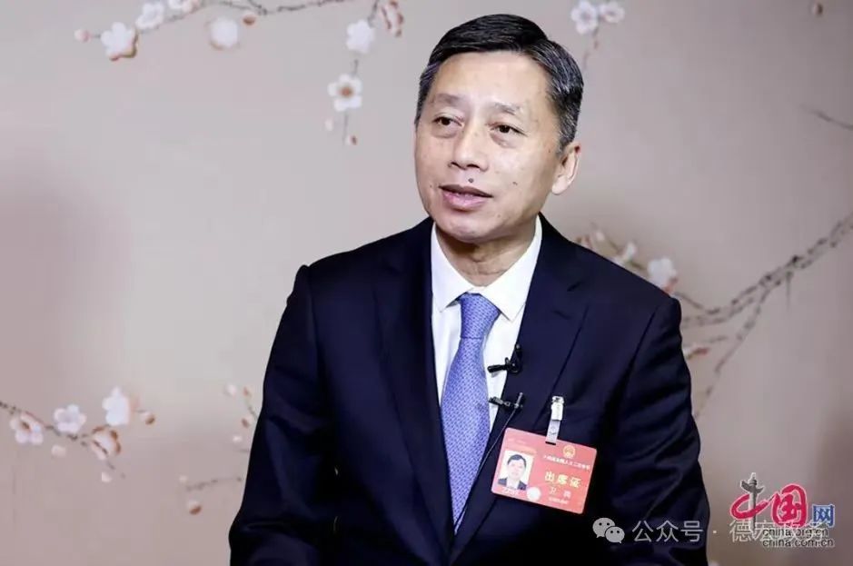 全国人大代表卫岗:设身处地为游客着想 云南德宏擦亮旅游金字招牌