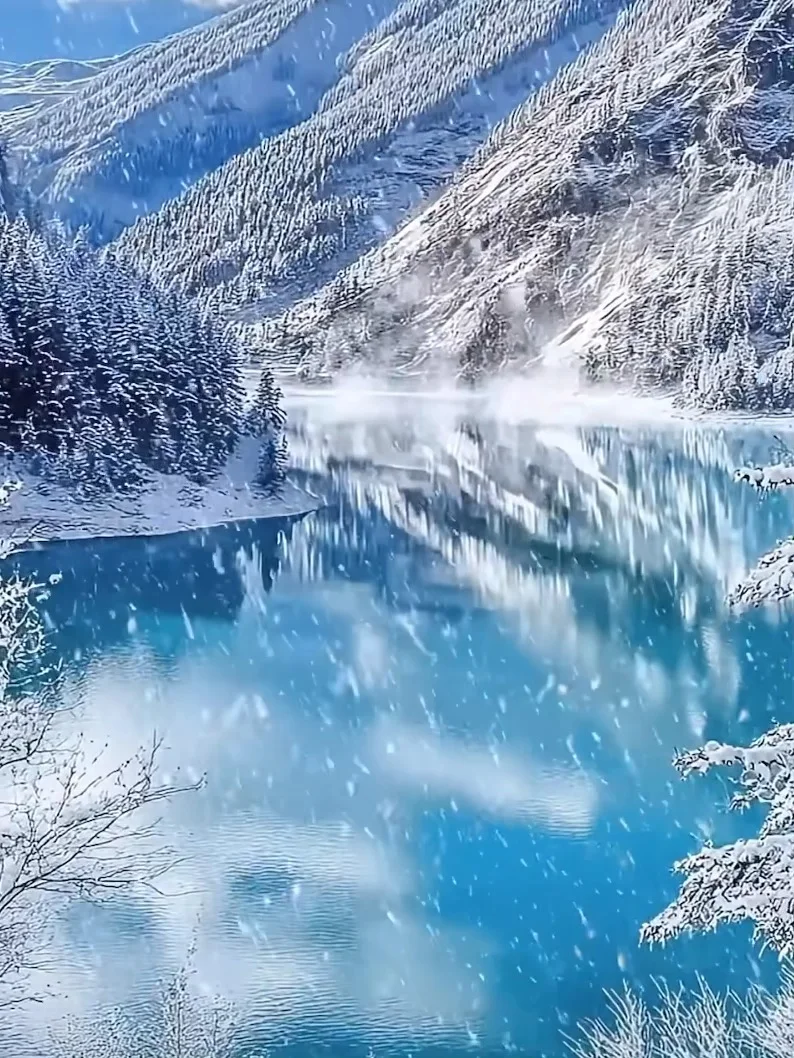 强烈推荐11月后的九寨沟，雪景+半价+人少!!