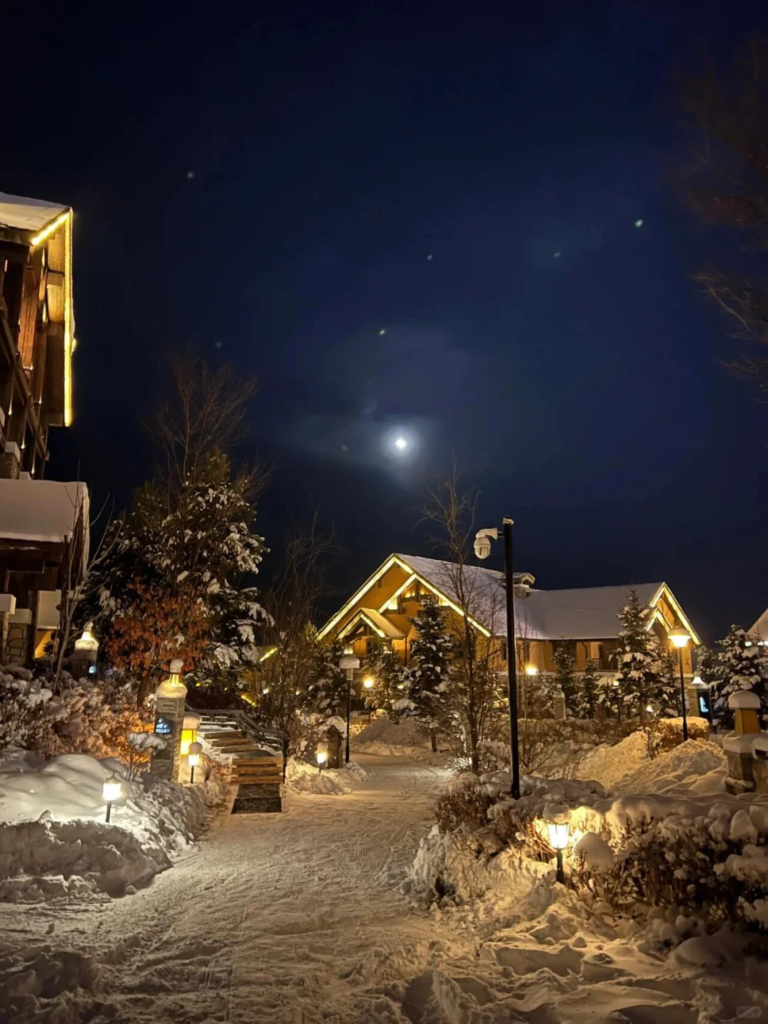 和老公去了长白山，这雪景酒店比瑞士还震撼！