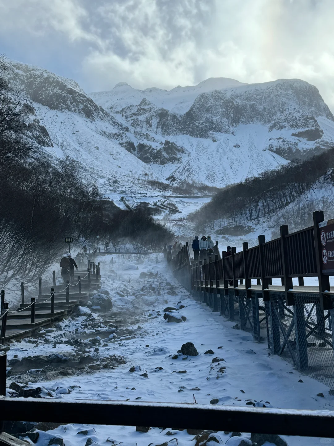 长！白！山！下雪了美到封神❄️