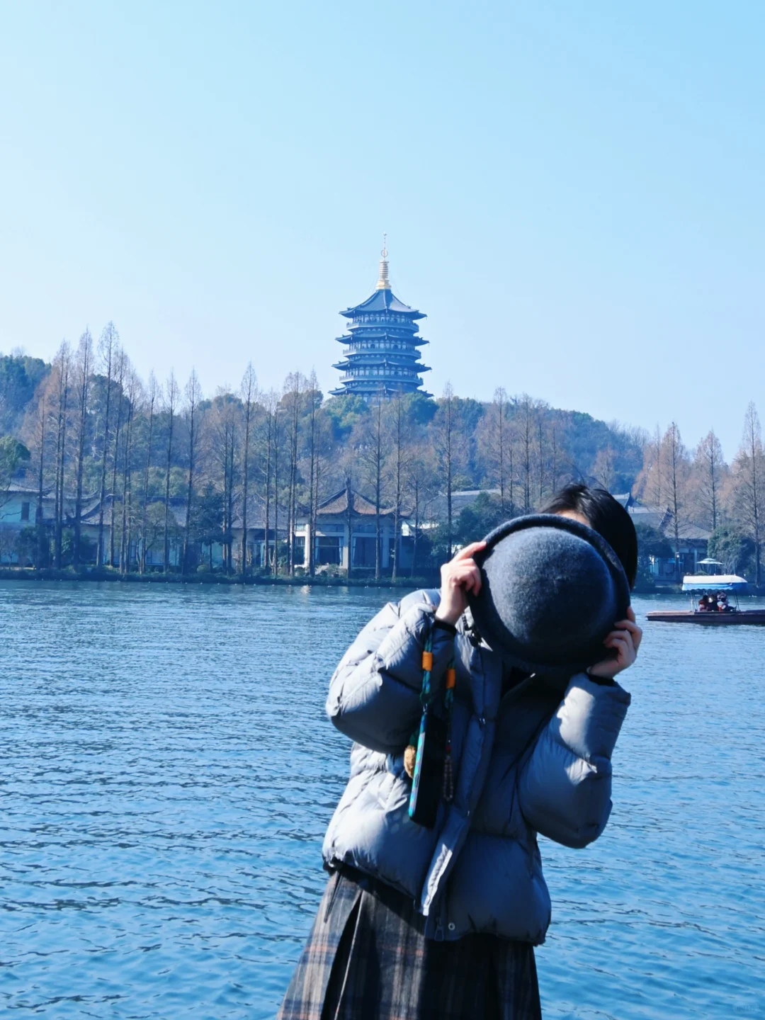 杭州遛娃｜今天的西湖太美了，看一眼就……