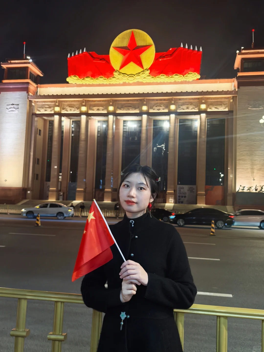 和爸妈南昌旅行之——八一广场和江西美术馆