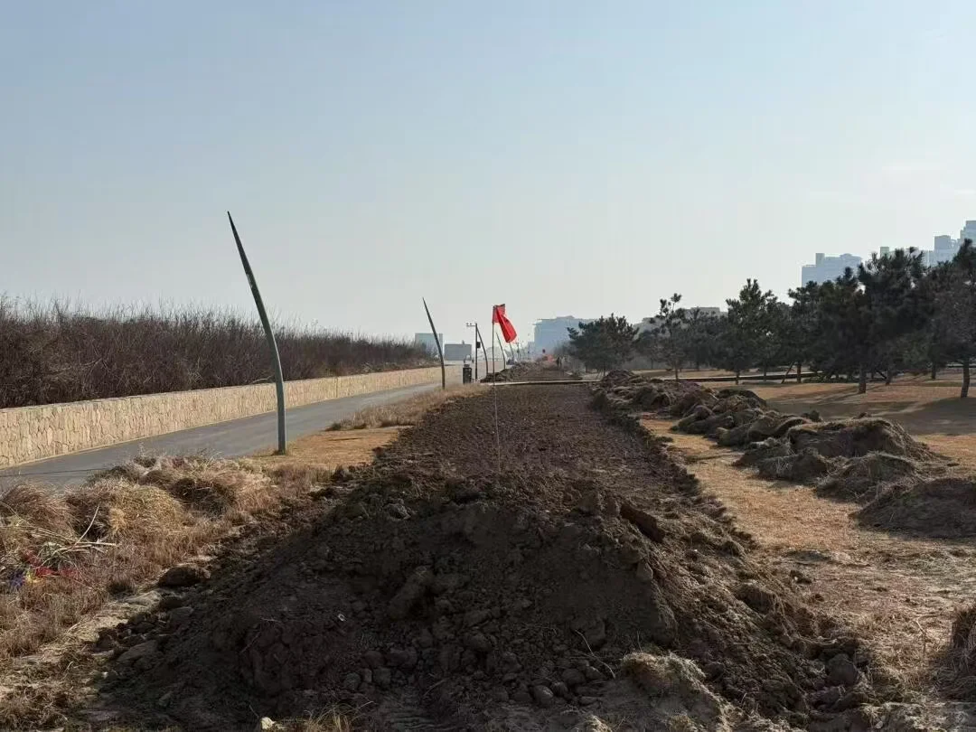 谁家小区里面开火车啊，当然是阿那亚啦