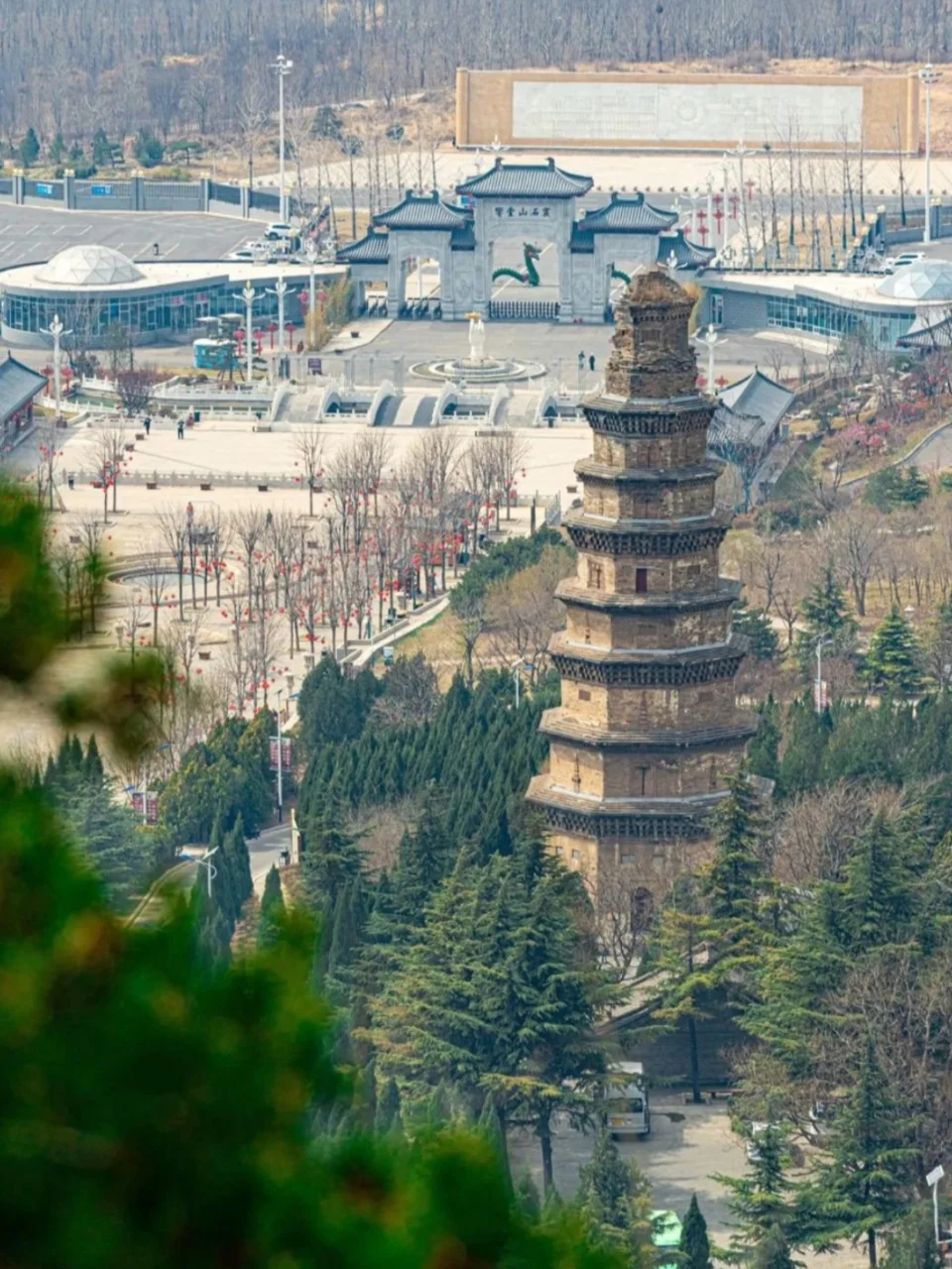 以为龙门石窟够震撼了，直到我来到了响堂山