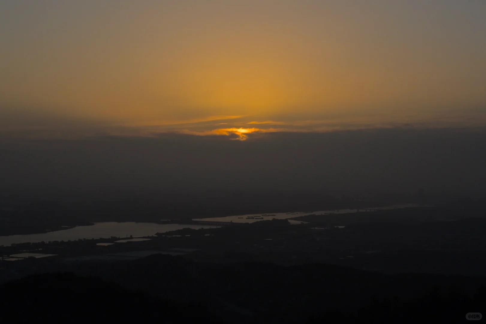 淮河日出