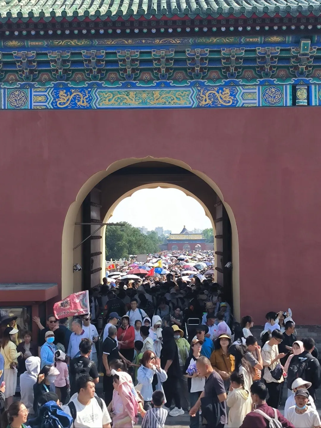 北京现状。排队三小时，参观三分钟