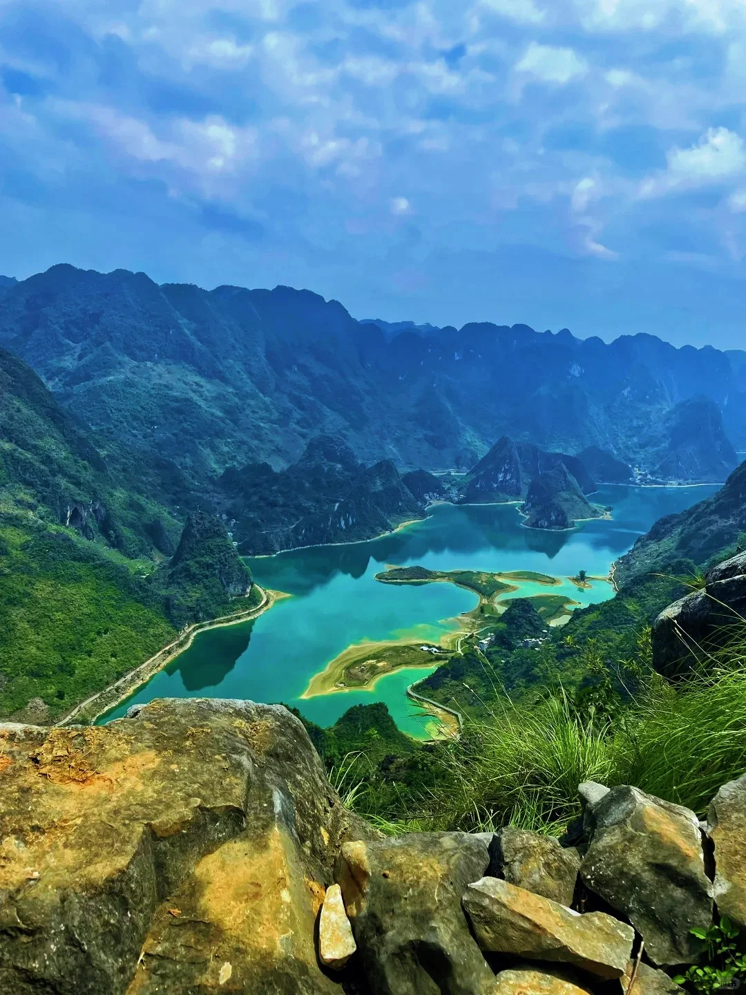 带娃住进崇左26℃神仙地，景美人少过五一！🍃