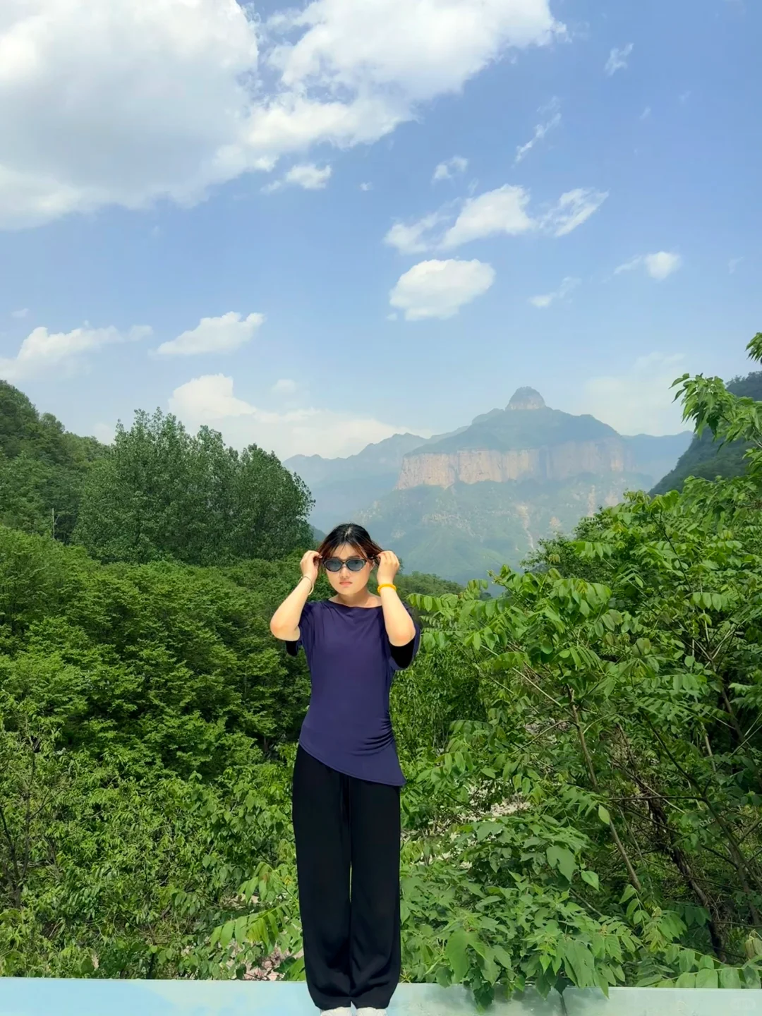 五一在八里沟包场看瀑布！！河南人你是真能藏