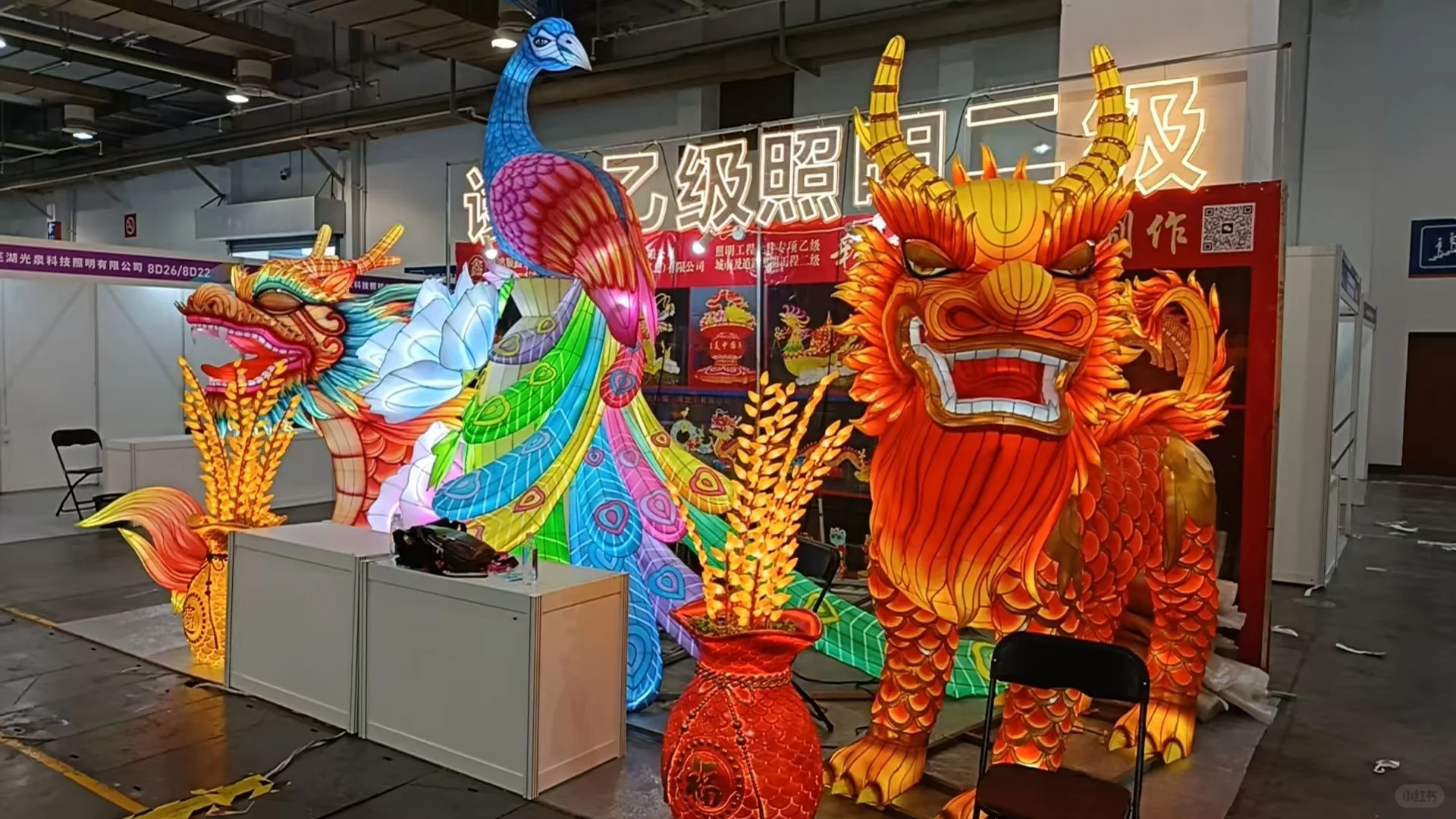 招募地区优质景区、公园、广场等场所，我们