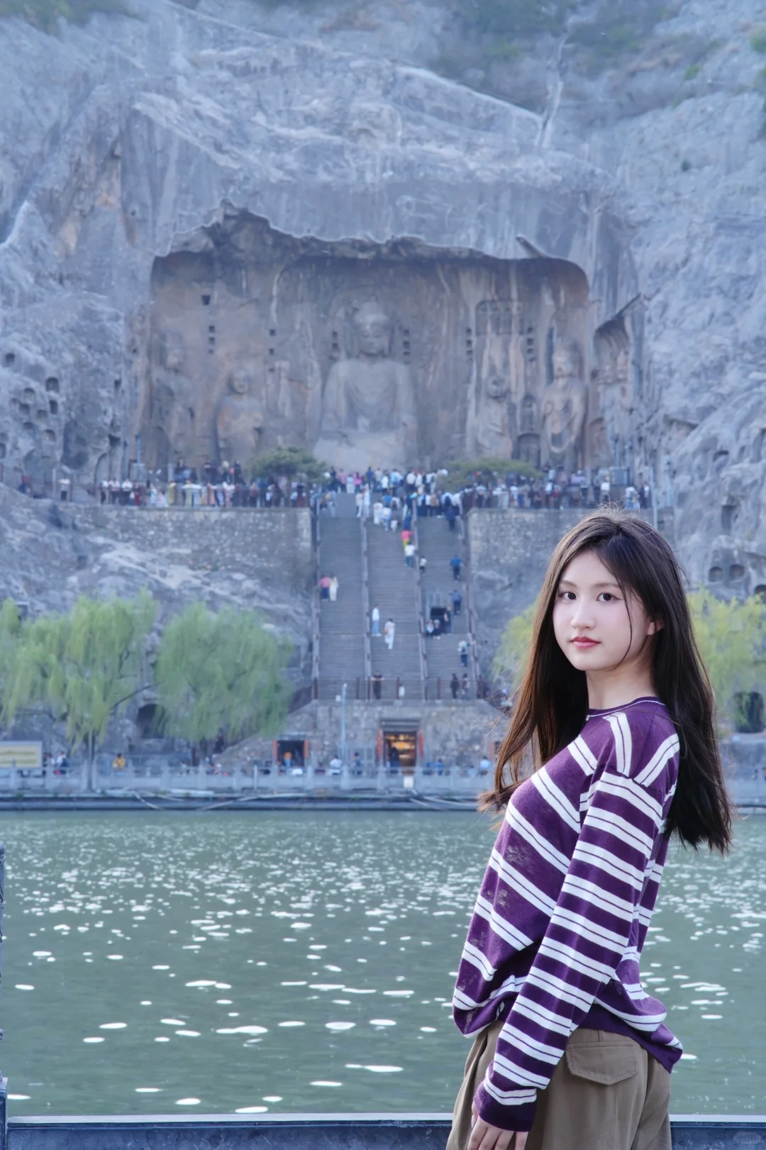 龙门石窟旅游，能劝一个是一个
