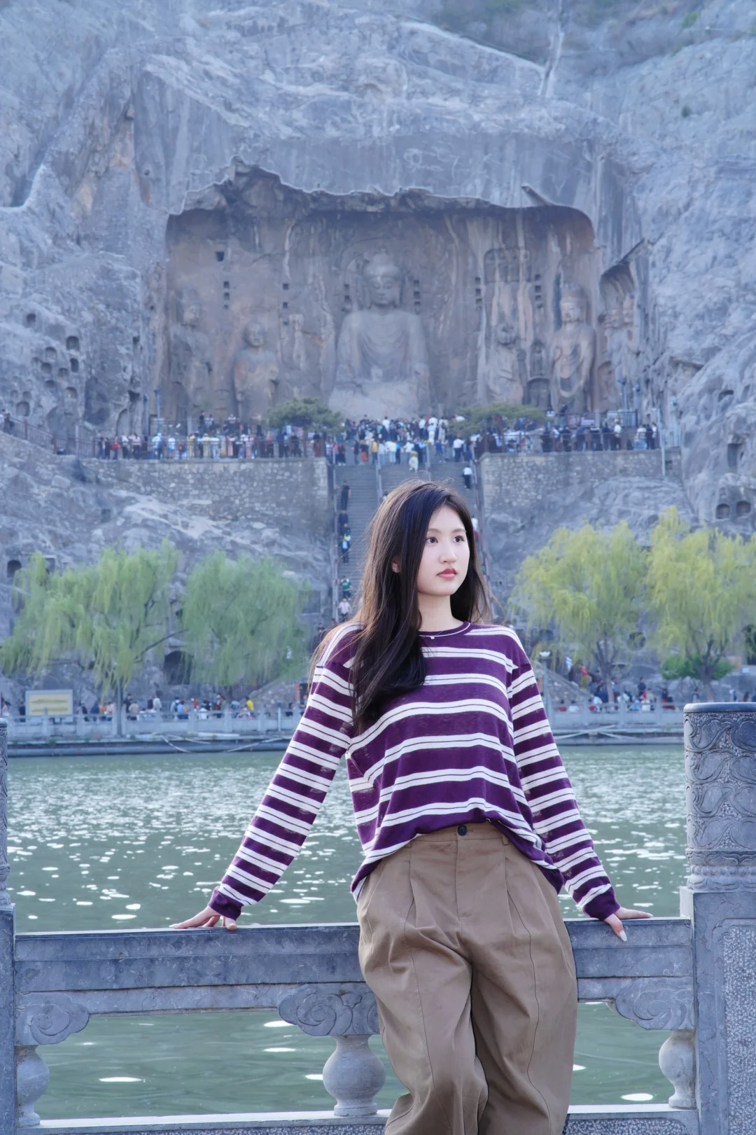 龙门石窟旅游，能劝一个是一个