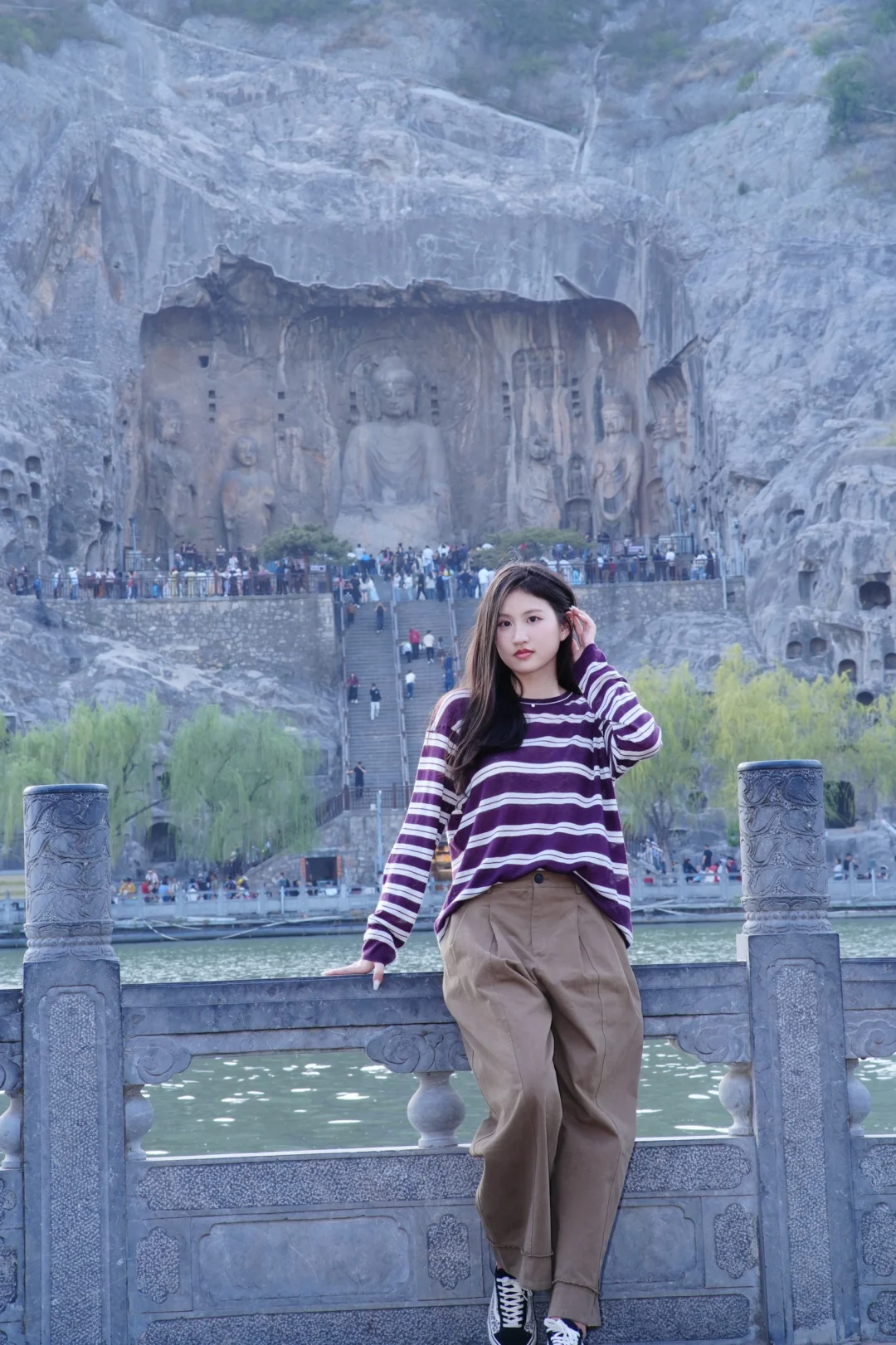 龙门石窟旅游，能劝一个是一个