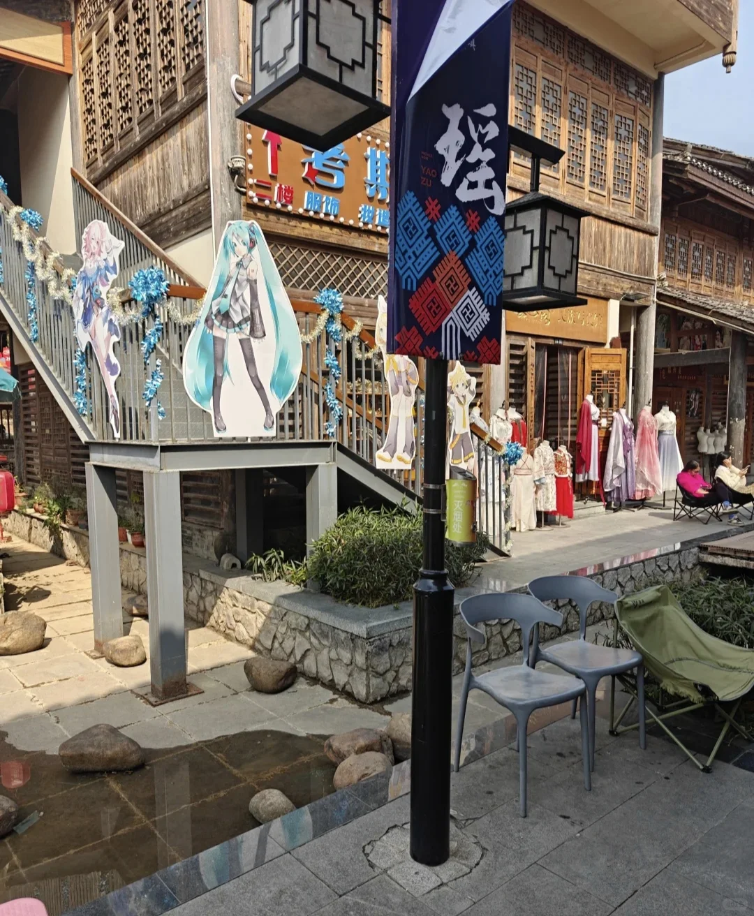 杭州景区Coser兼职太香了！穿汉服逛景区还