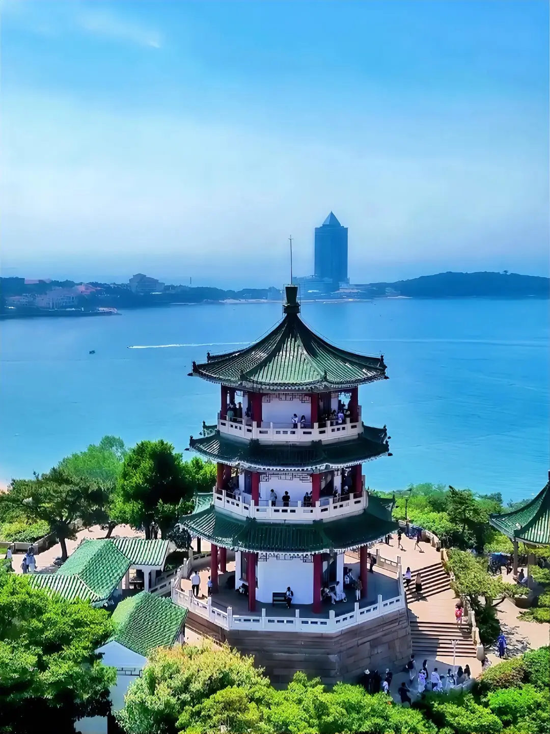 海风轻拂，啤酒飘香，这是属于青岛的夏日记