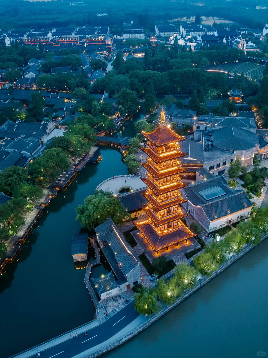 迄今为止，乌镇最惬意的旅游方式出现了🍀