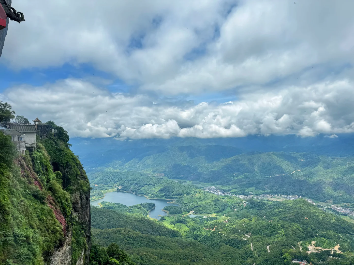 灵通山悬空寺🛕｜当代🐮🐴一有空就旅游攻略