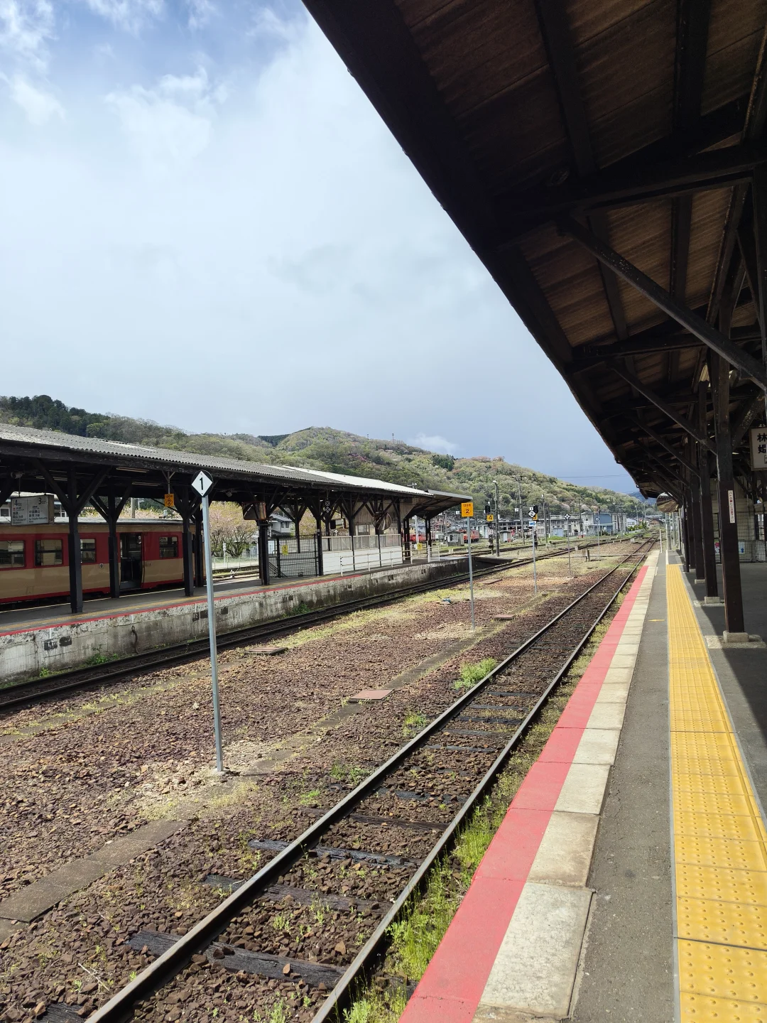 在日本乡下旅游有种探险的感觉，几乎没人