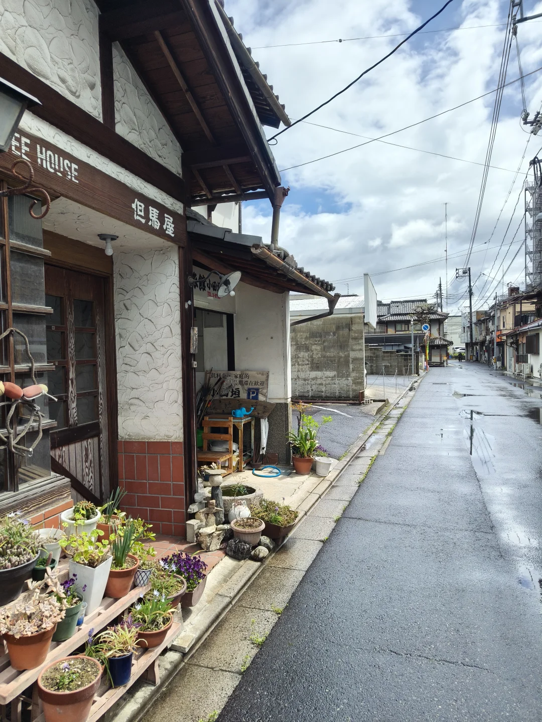 在日本乡下旅游有种探险的感觉，几乎没人
