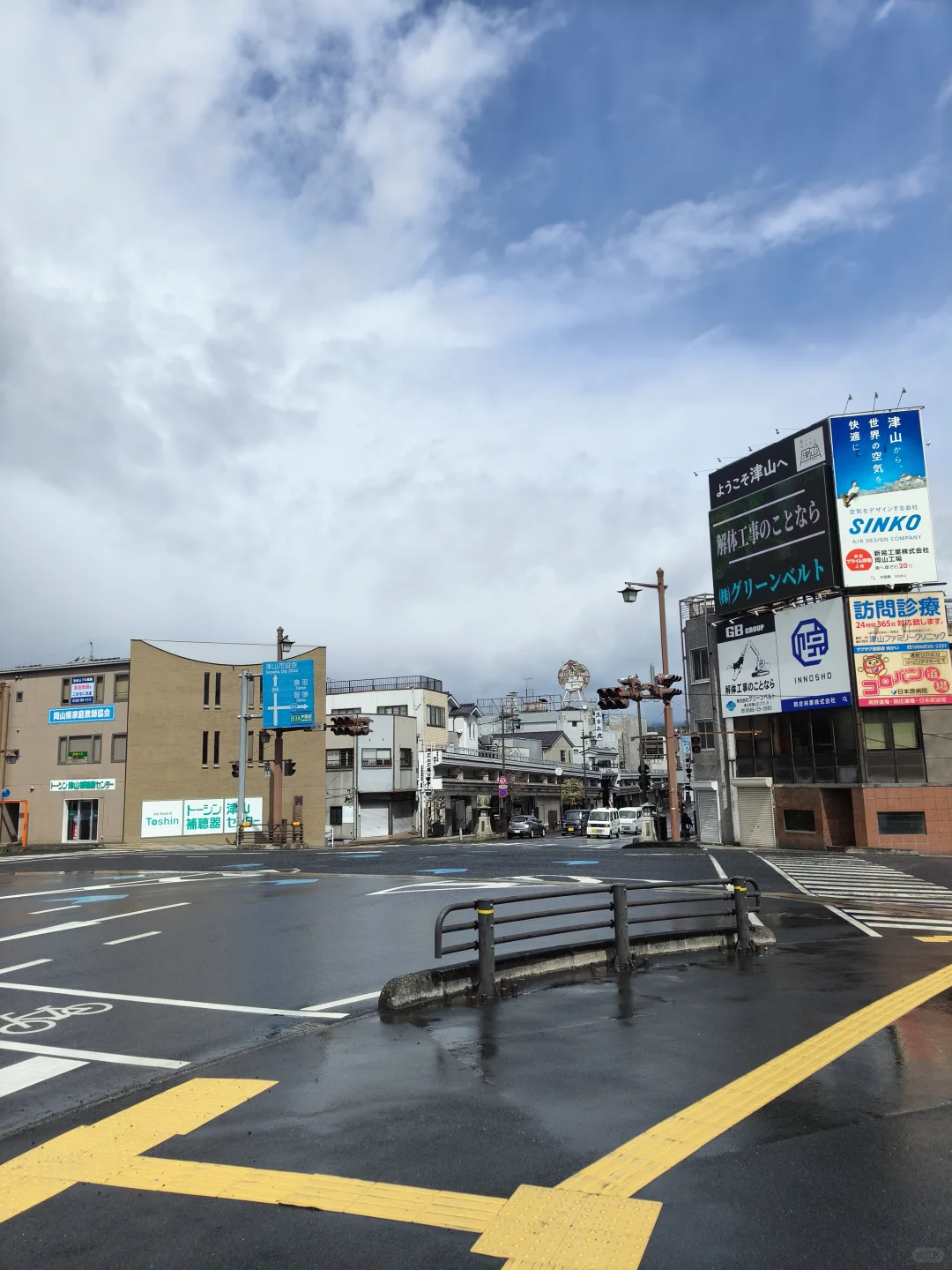 在日本乡下旅游有种探险的感觉，几乎没人