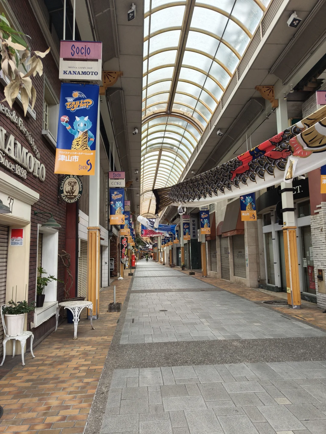 在日本乡下旅游有种探险的感觉，几乎没人
