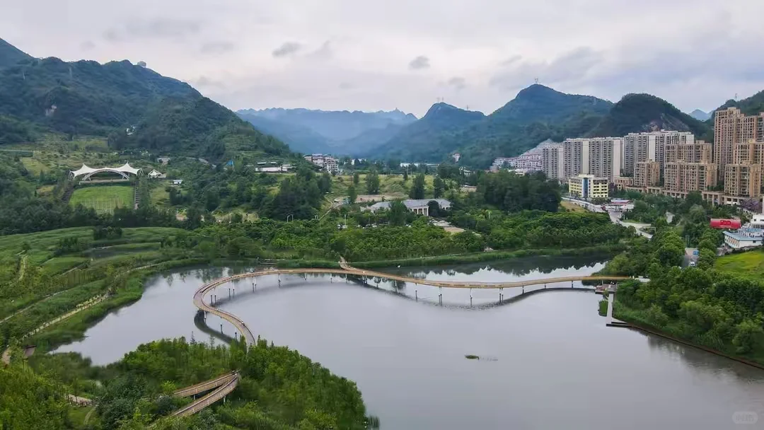 推荐夏天避暑七个旅游城市，非详细攻略
