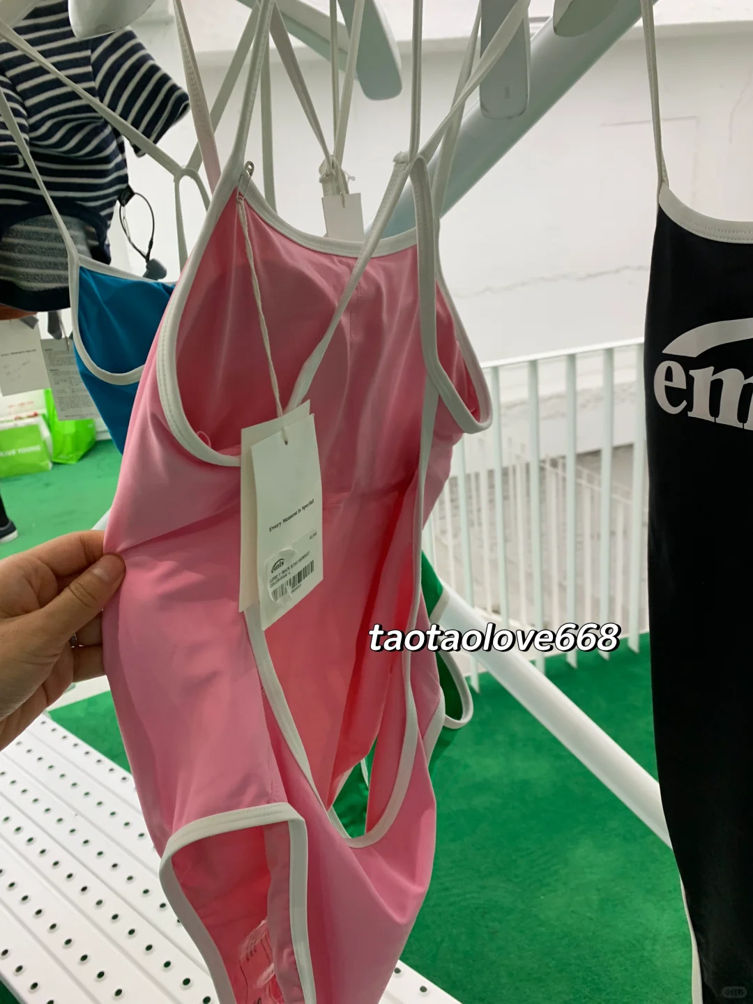 韩国🇰🇷潮牌emis泳衣👙！太好看了吧！