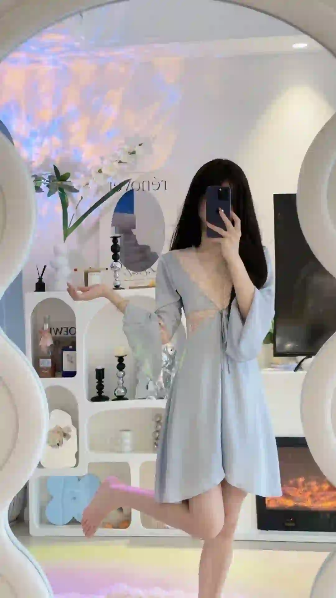 温婉大气中带着一丝性感～