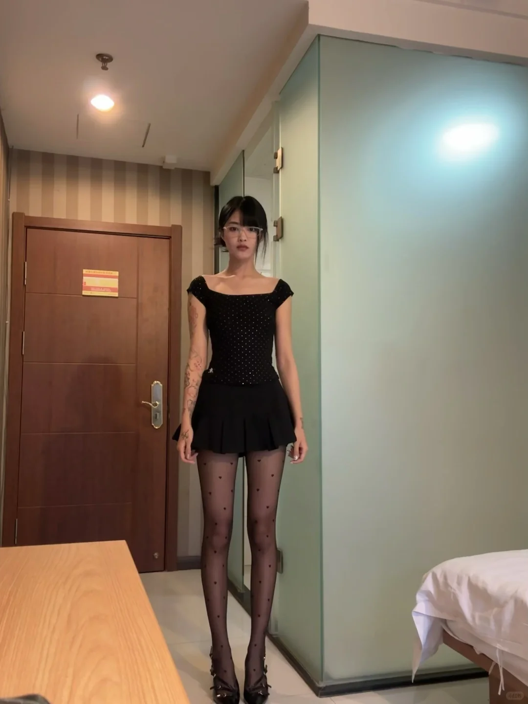 想穿丝袜但总感觉怪怪的