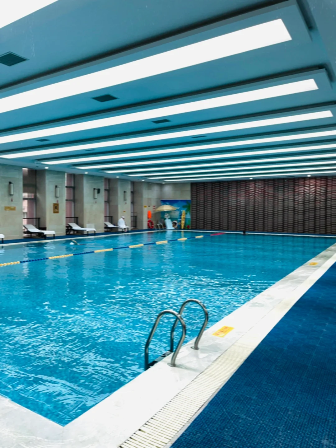 去游场泳吧🏊‍♀️