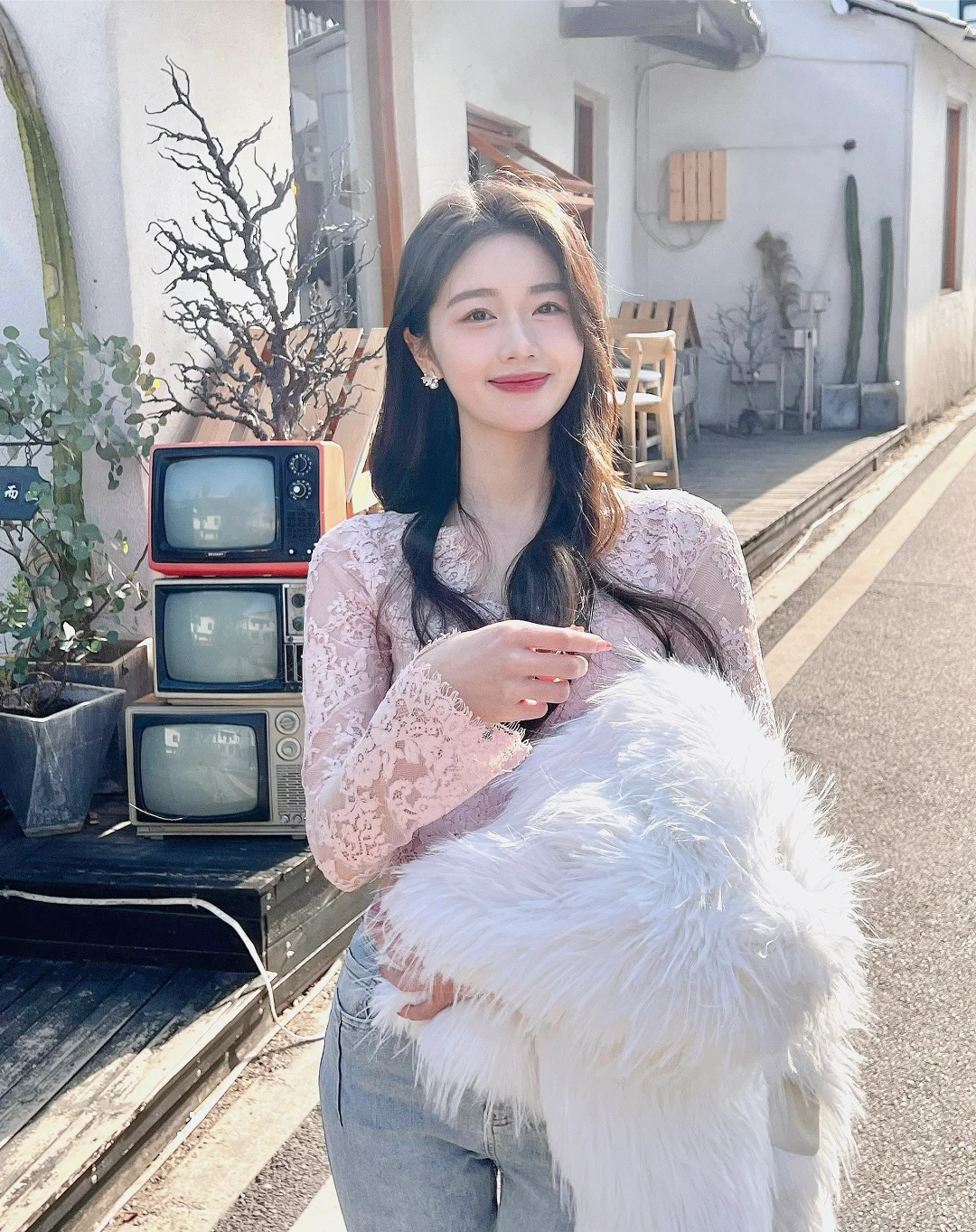 腰臀比才是姐的绝杀